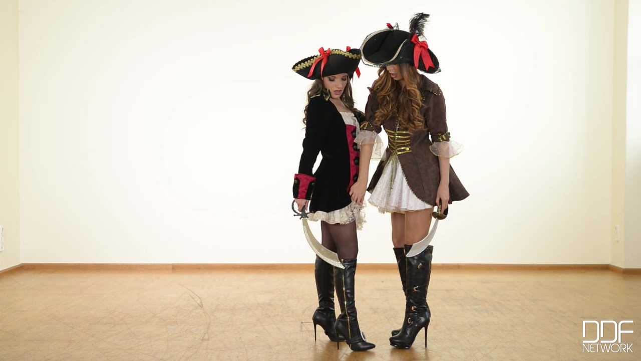 Pirates Prefer Pantyhose!